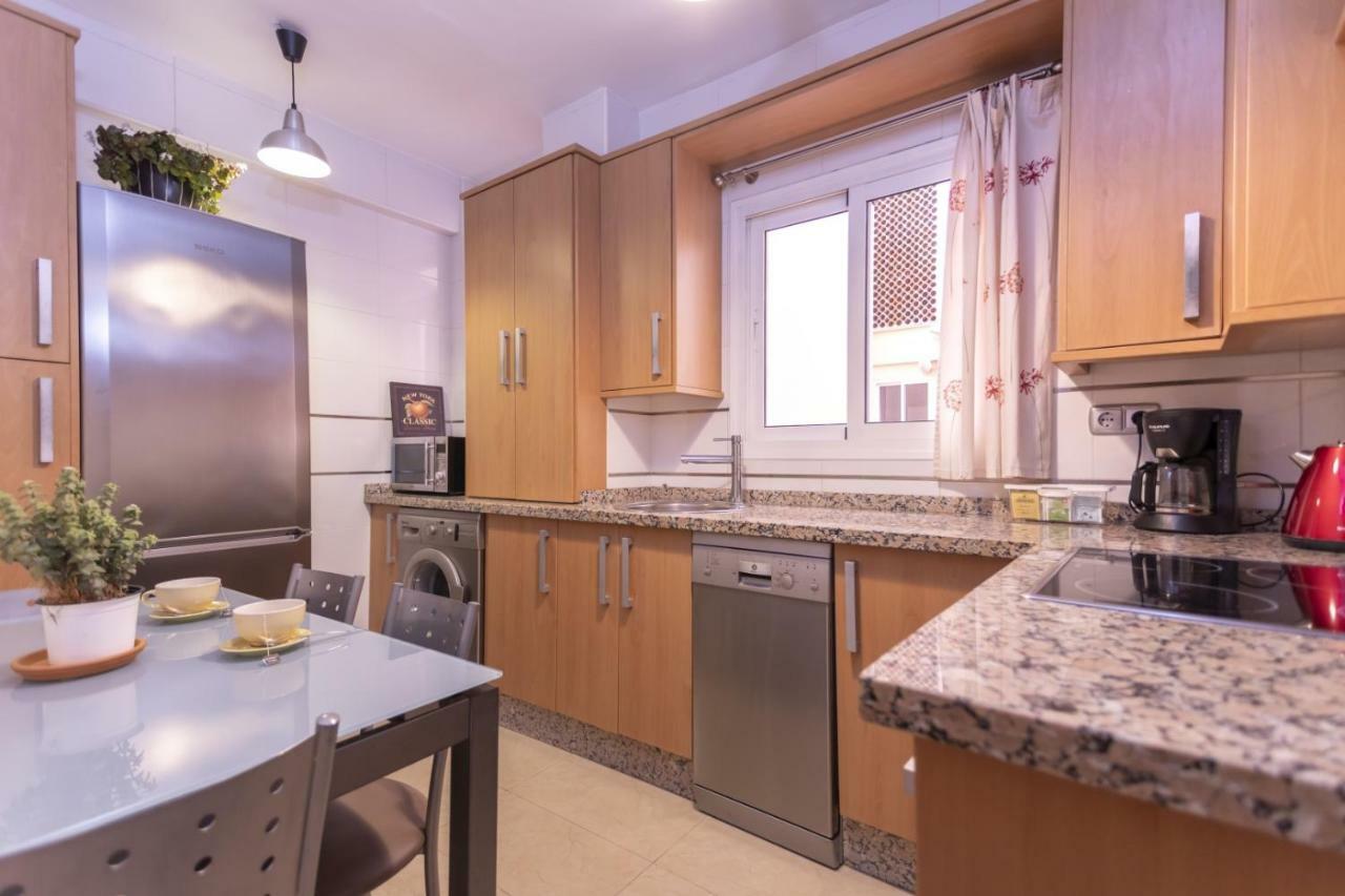 Junto A La Casa Natal De Picasso Apartment Malaga Ngoại thất bức ảnh